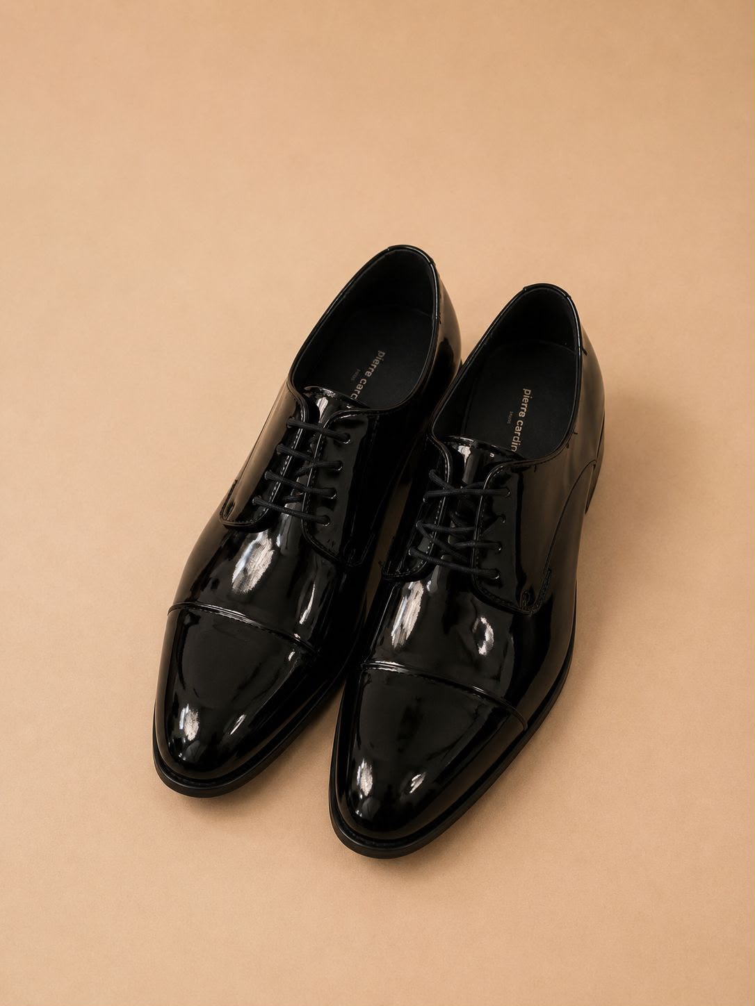 patent leather shoes