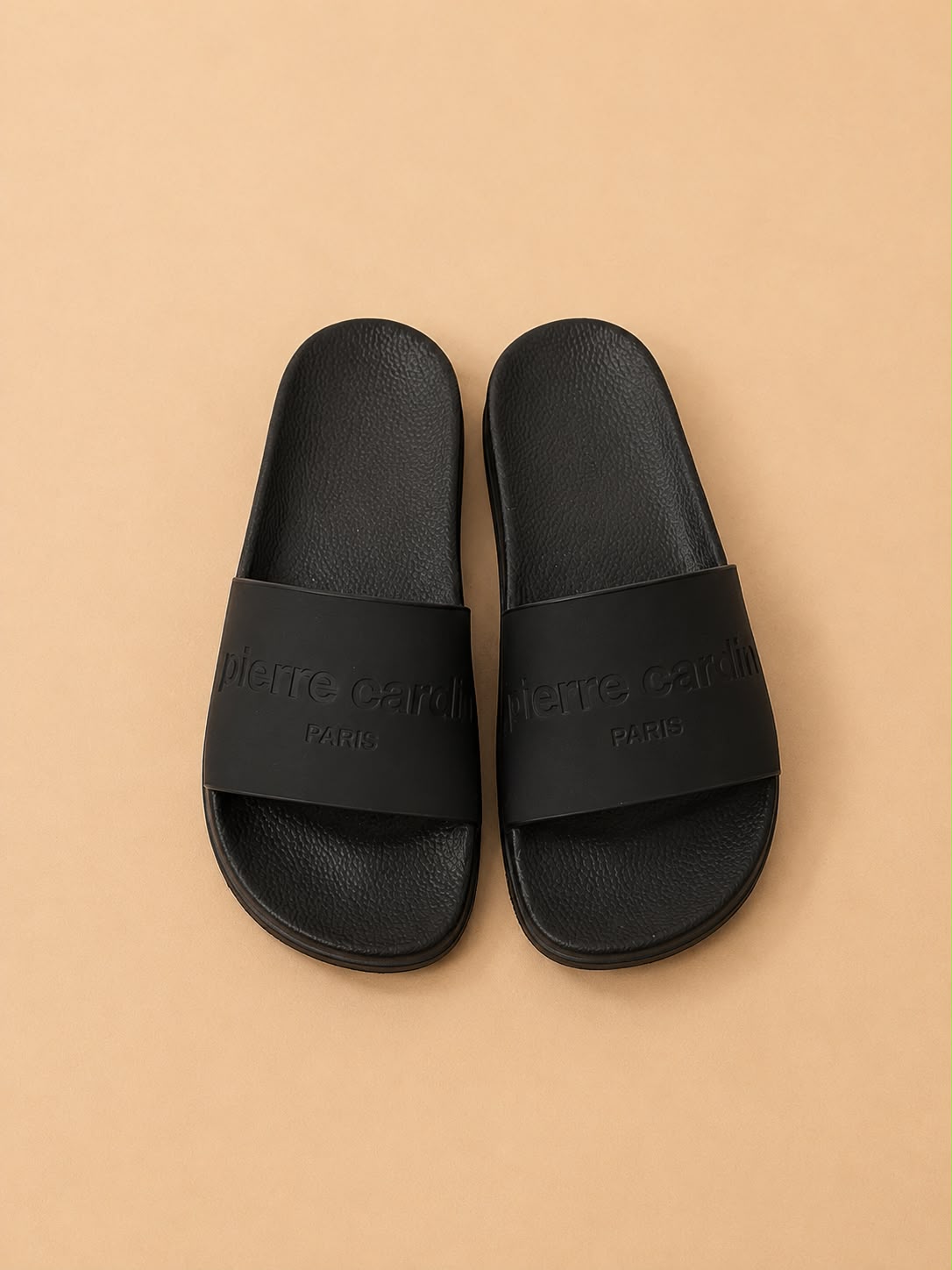 black printed slipper